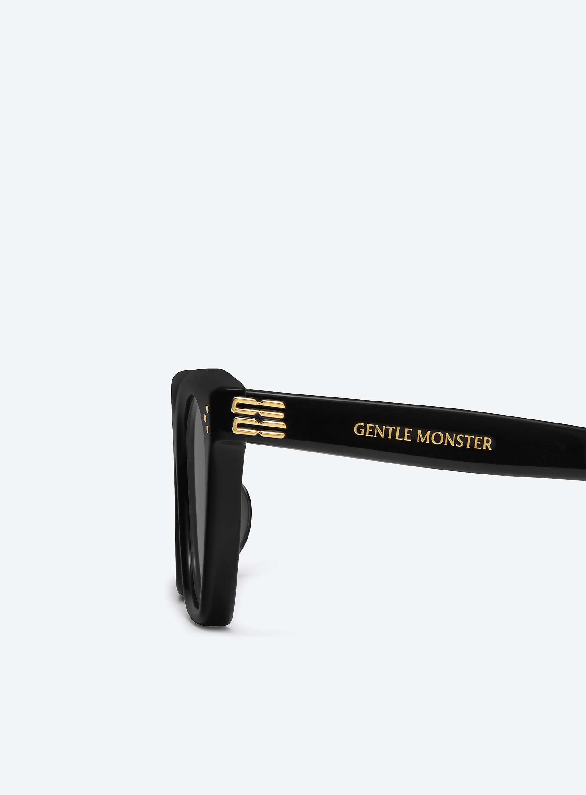 Oboe 01 | Gentle Monster