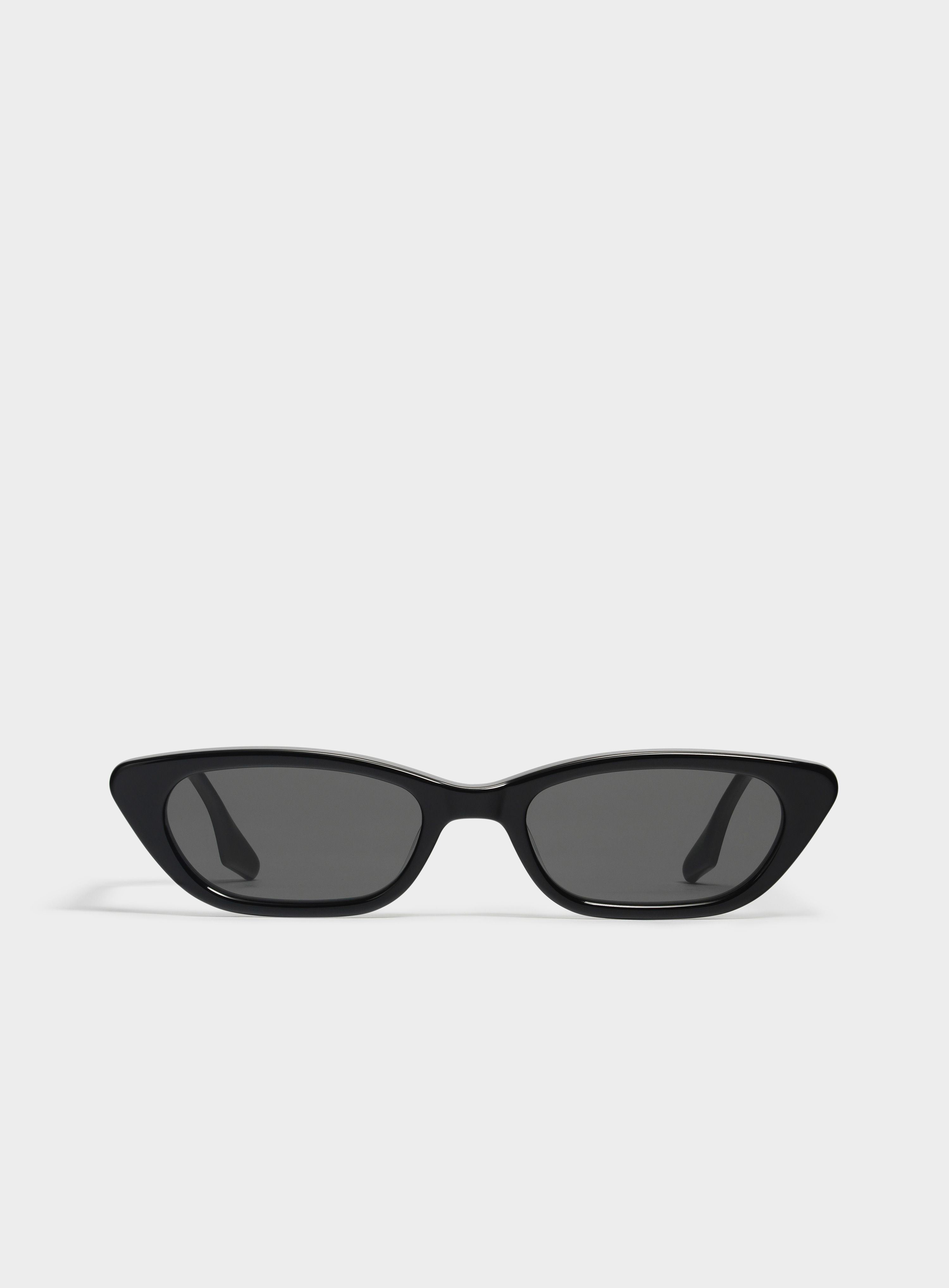 <? $selectedSimpleProduct['name'] ?? $item['product']['name'] ?>