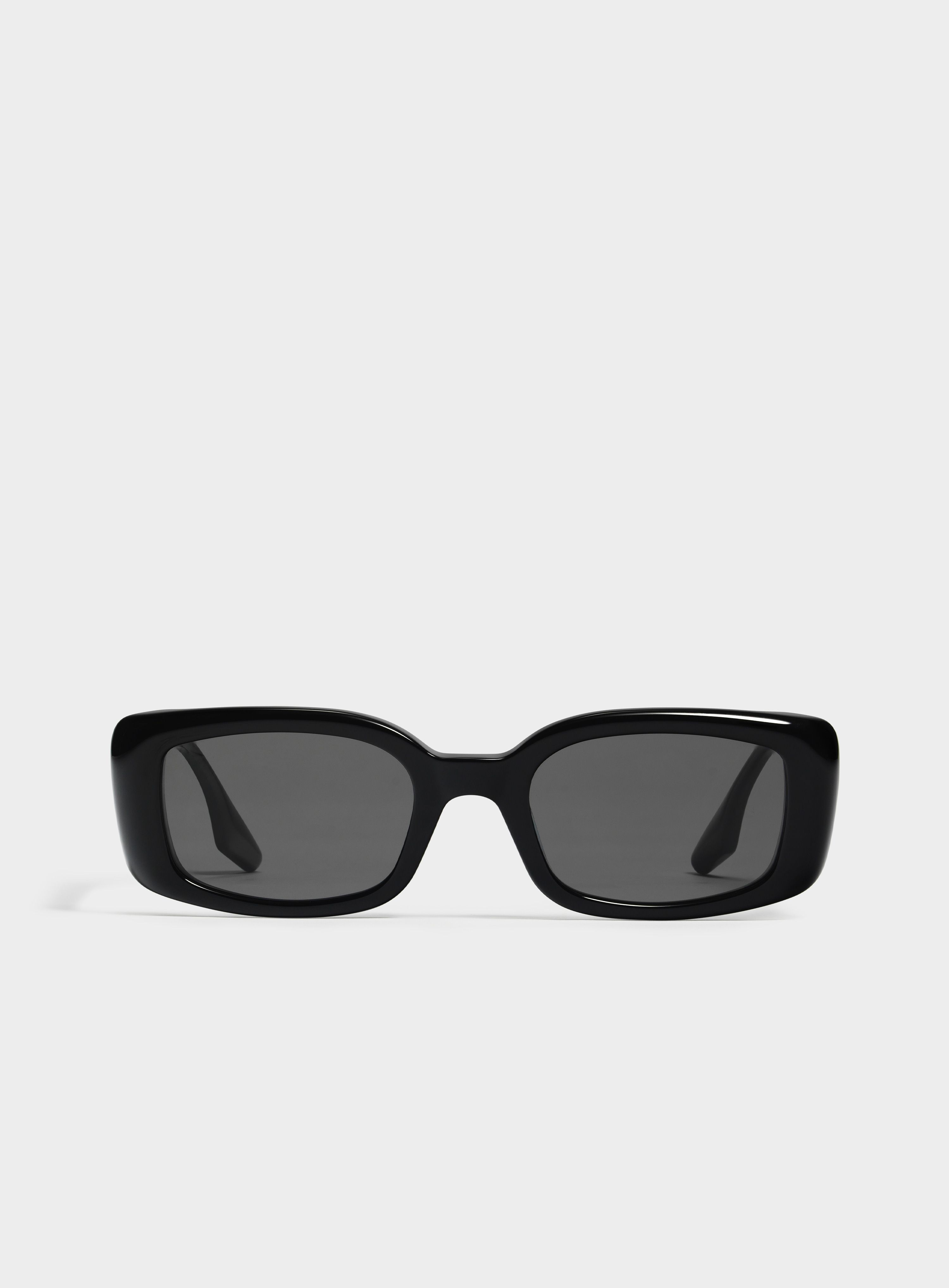 <? $selectedSimpleProduct['name'] ?? $item['product']['name'] ?>