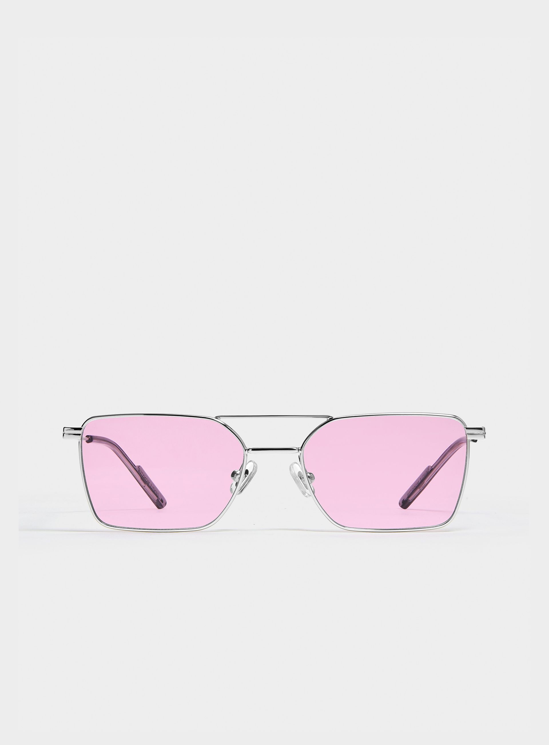 <? $selectedSimpleProduct['name'] ?? $item['product']['name'] ?>