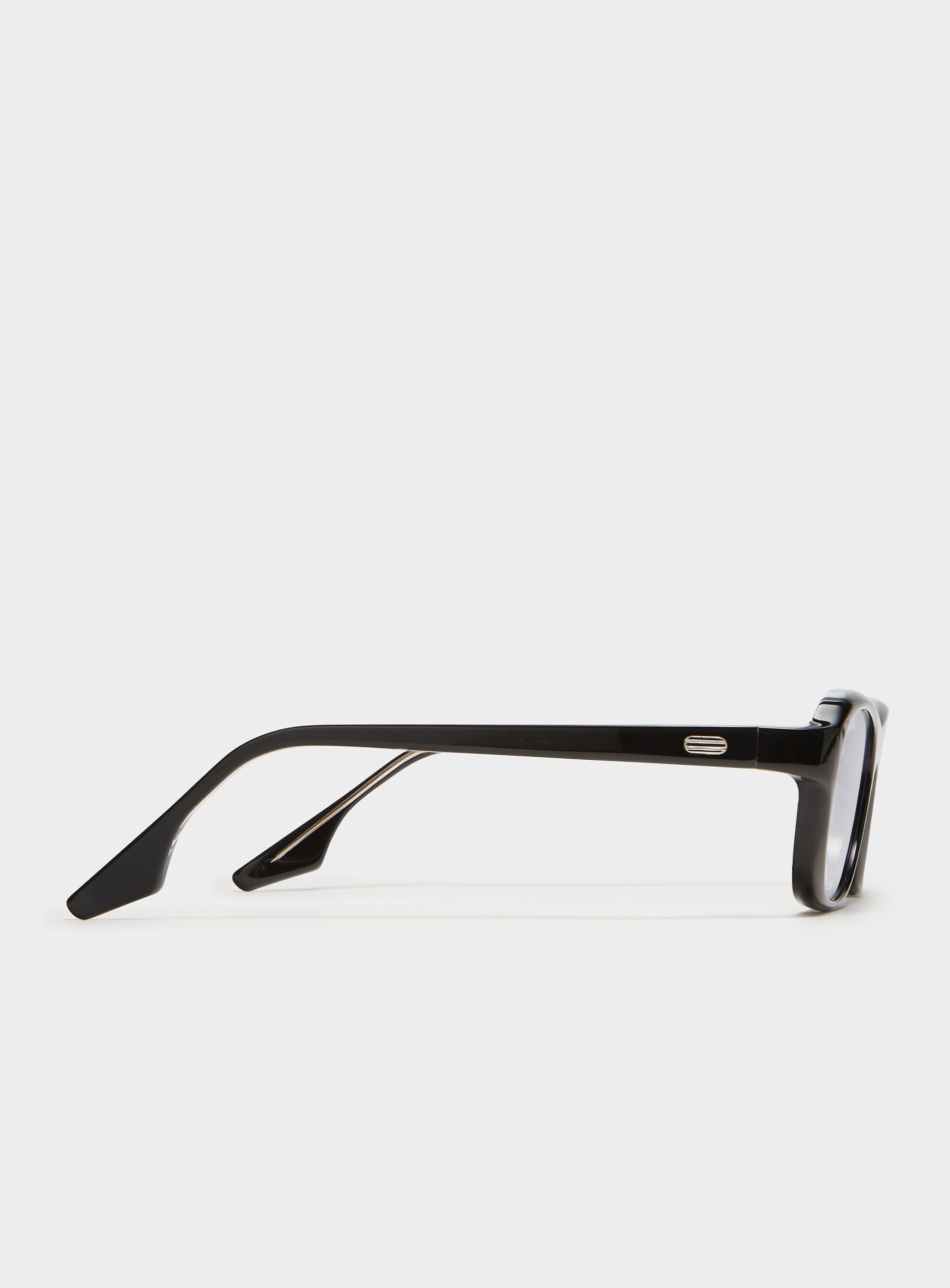 Pebble L 01(B)