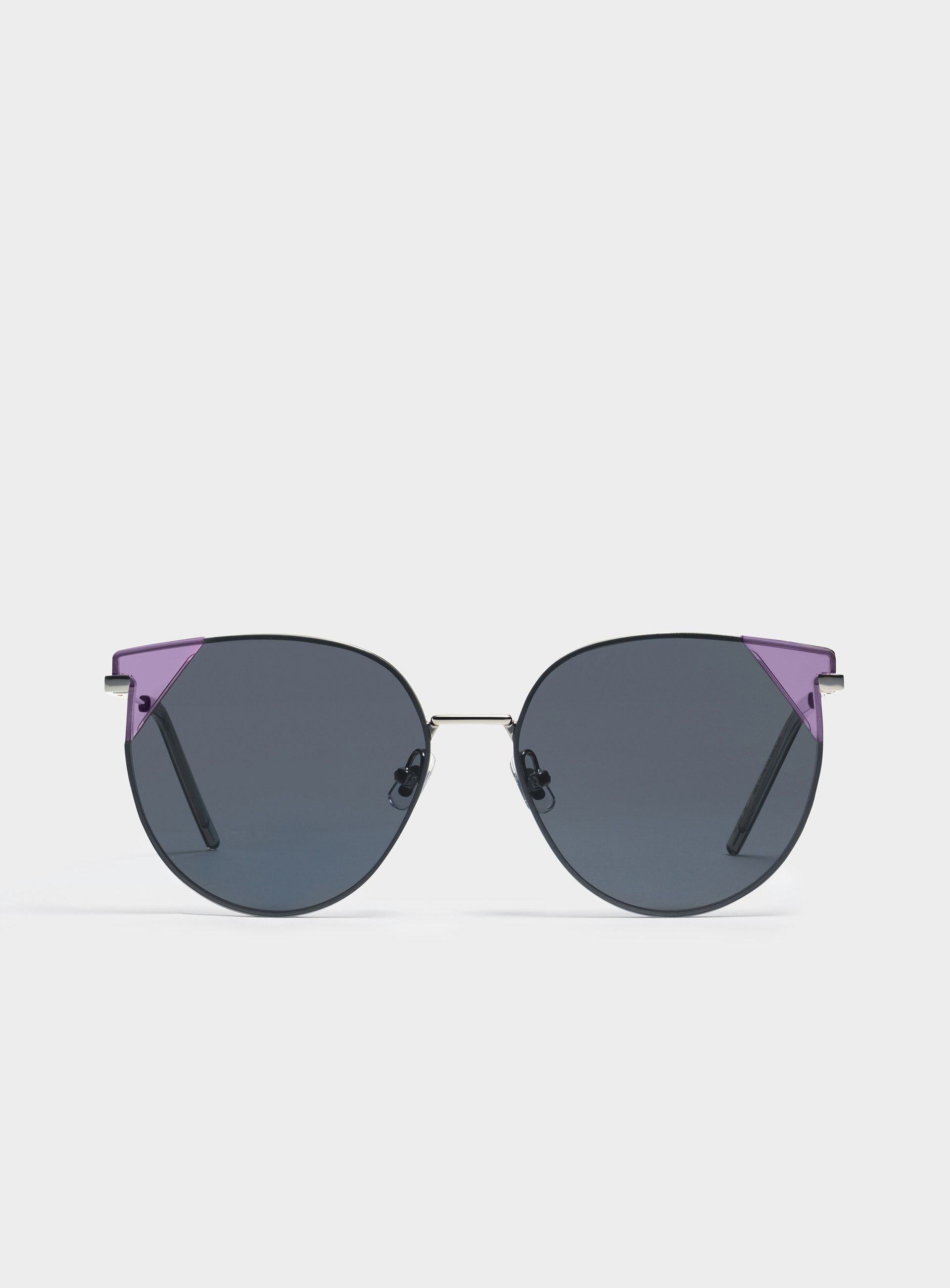 <? $selectedSimpleProduct['name'] ?? $item['product']['name'] ?>