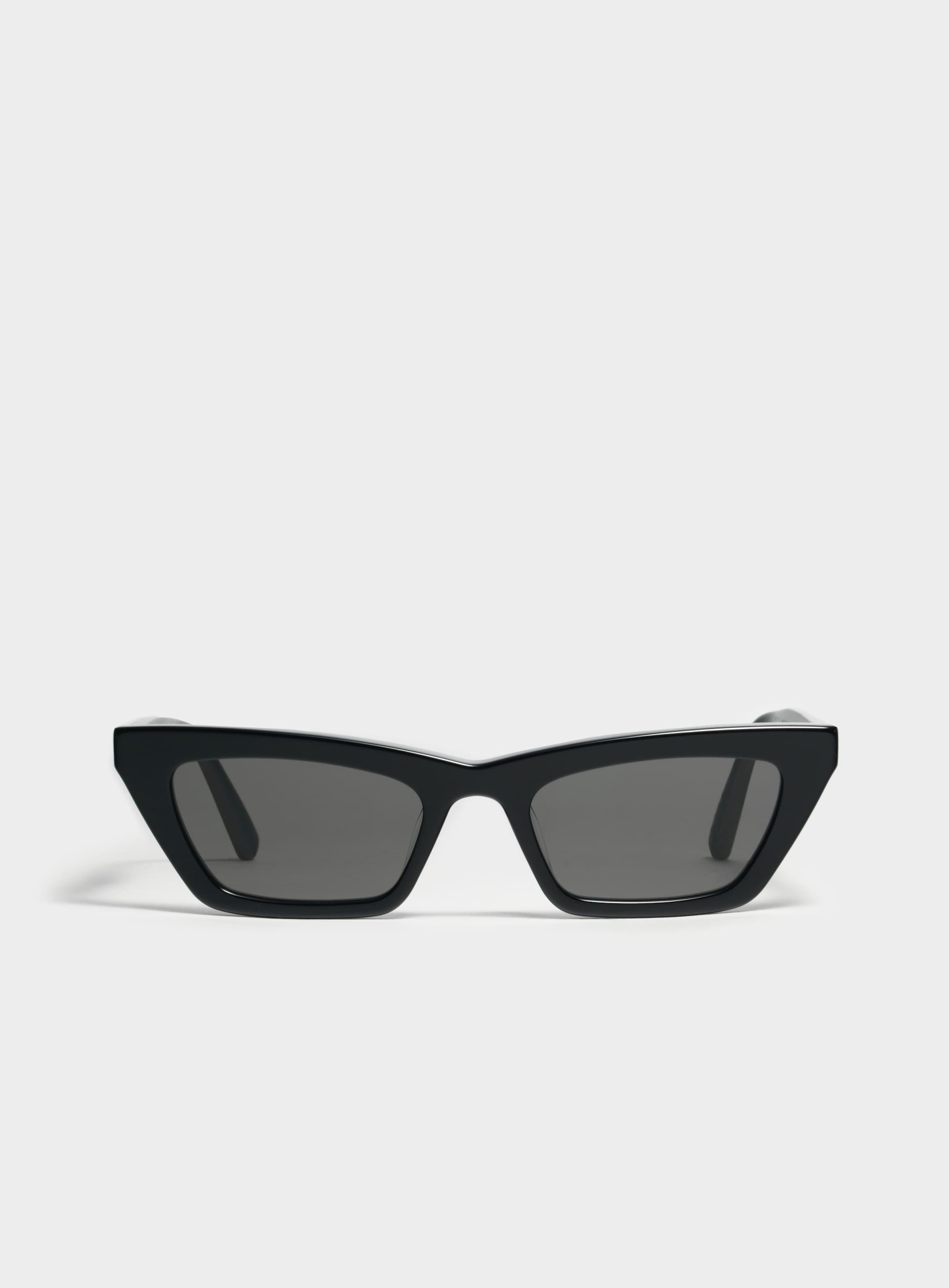 <? $selectedSimpleProduct['name'] ?? $item['product']['name'] ?>