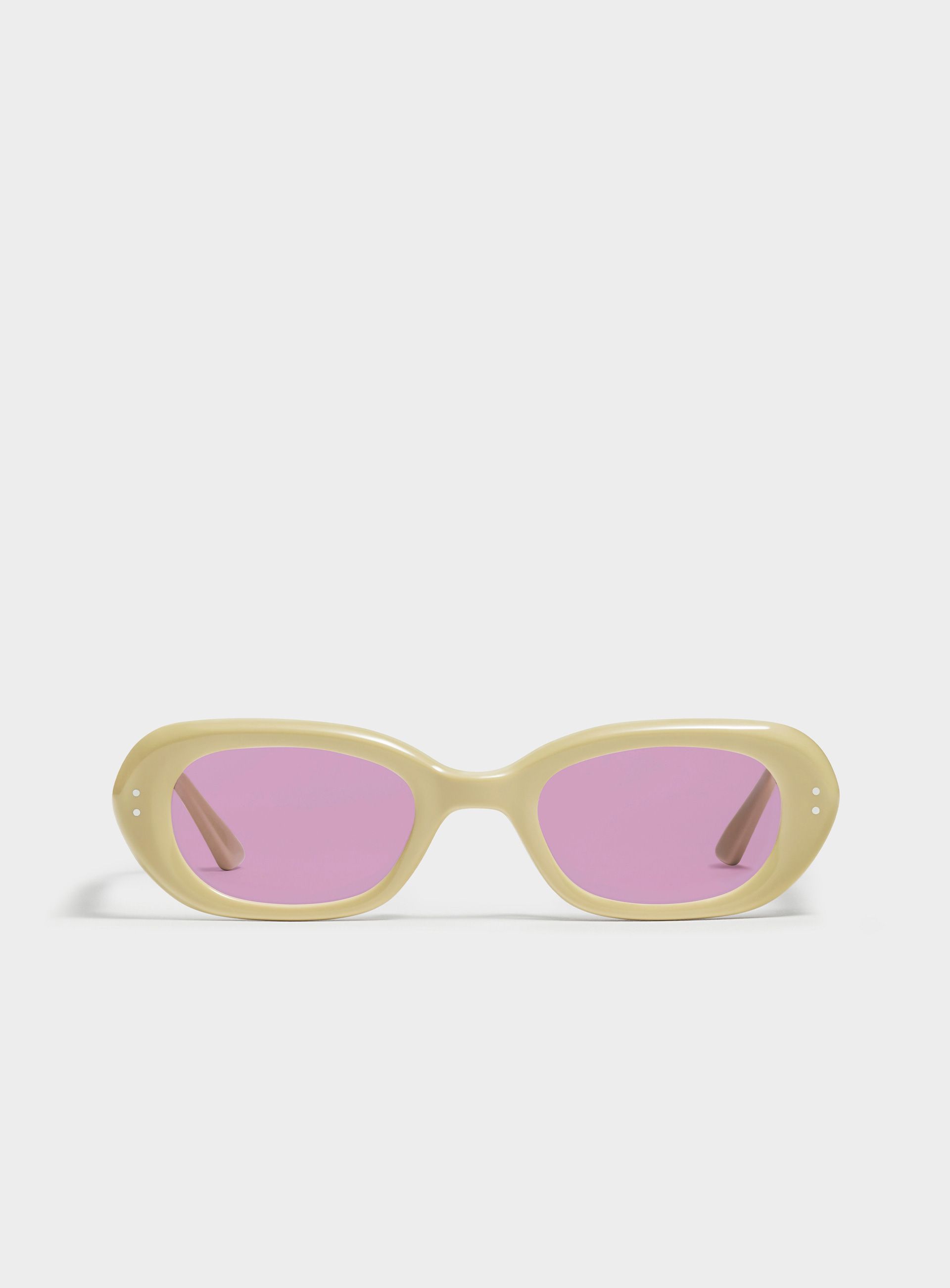 <? $selectedSimpleProduct['name'] ?? $item['product']['name'] ?>