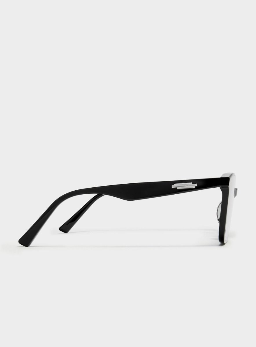 Lilit 01(K)