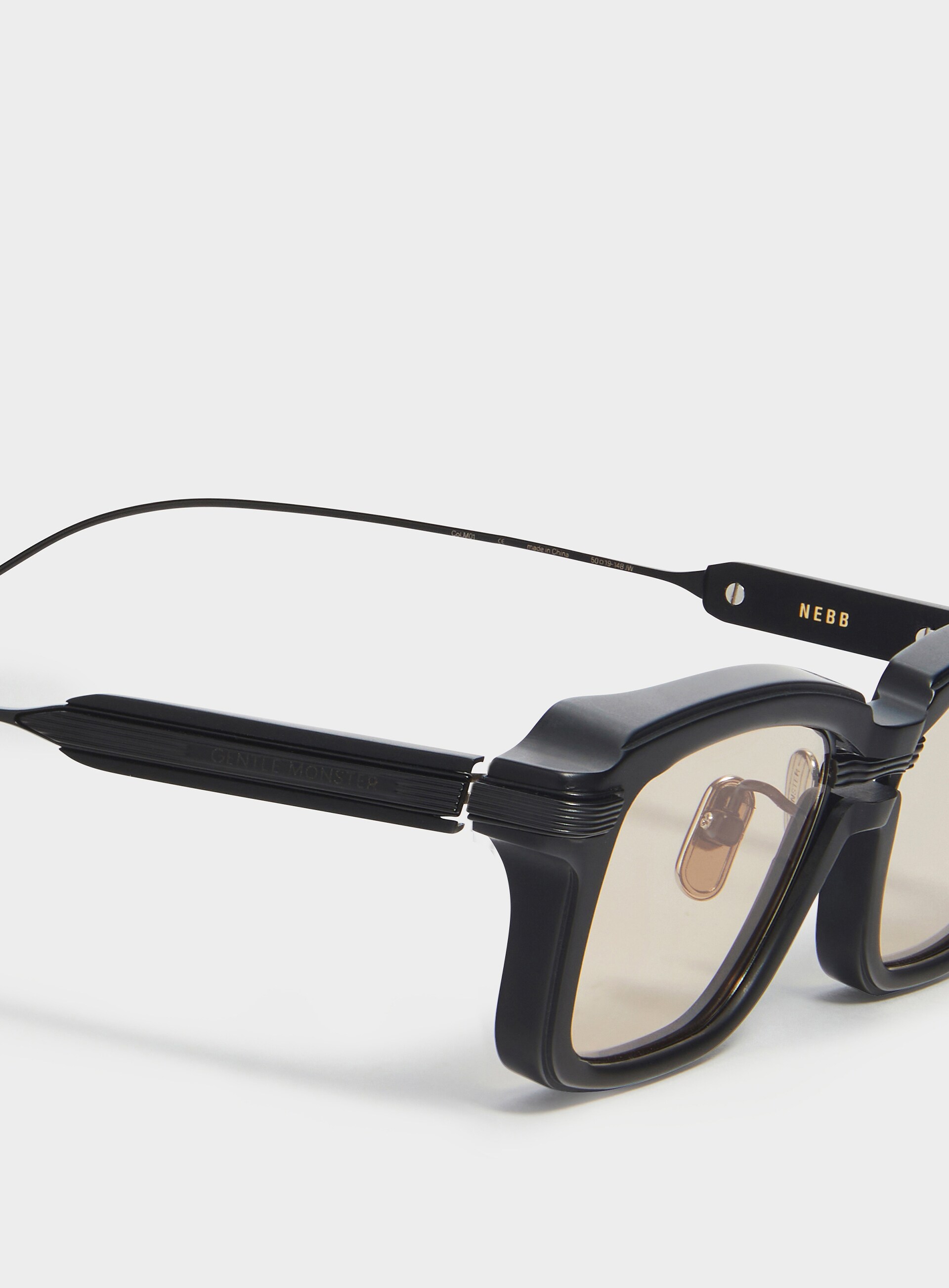 Nebb M01(BR)