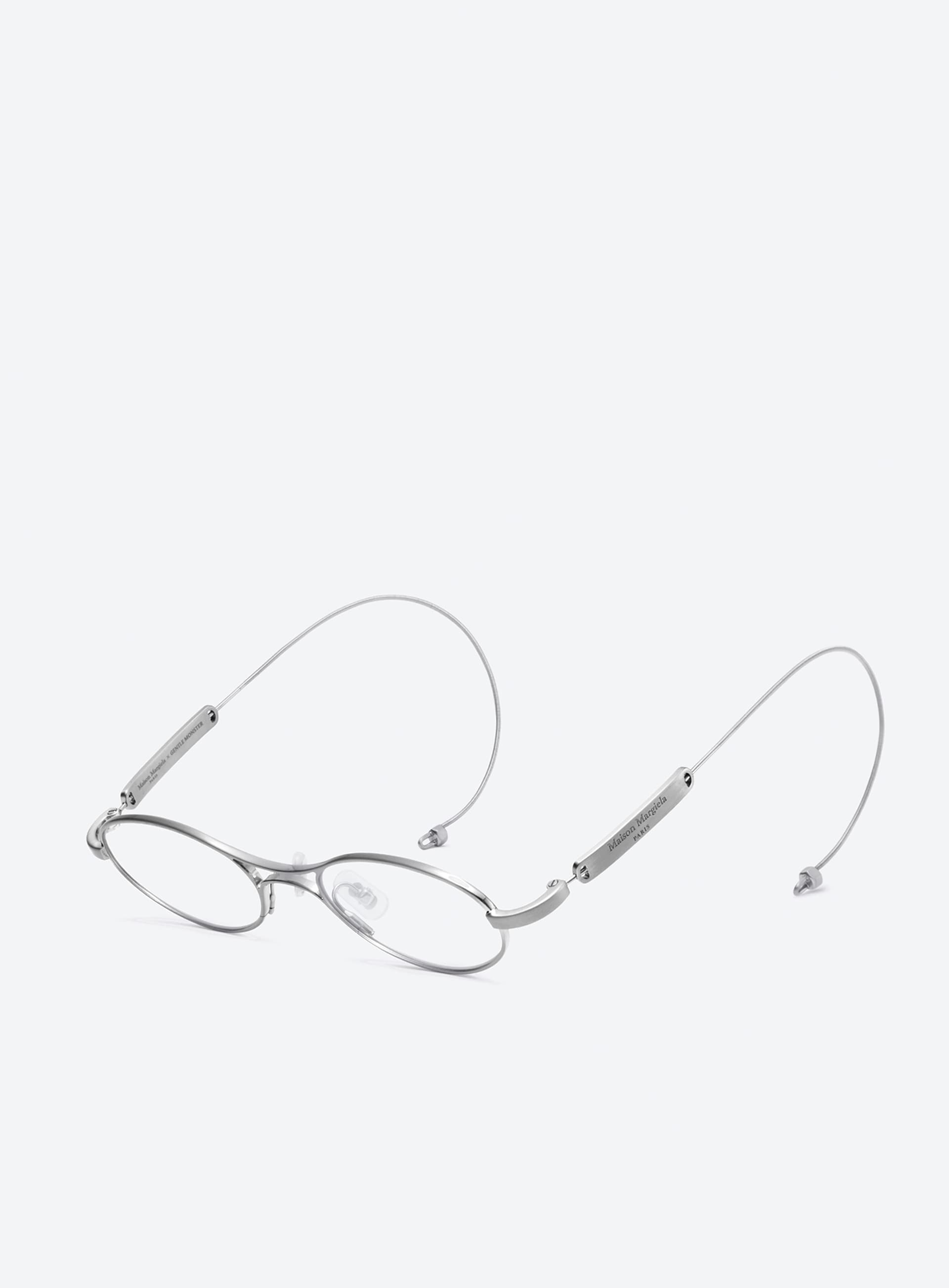 Maison Margiela - MM220 A02 | Gentle Monster